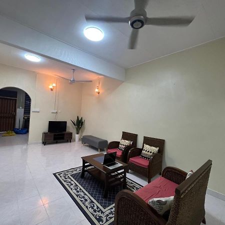 Ahza My Homestay Kemaman Chukai Eksteriør billede