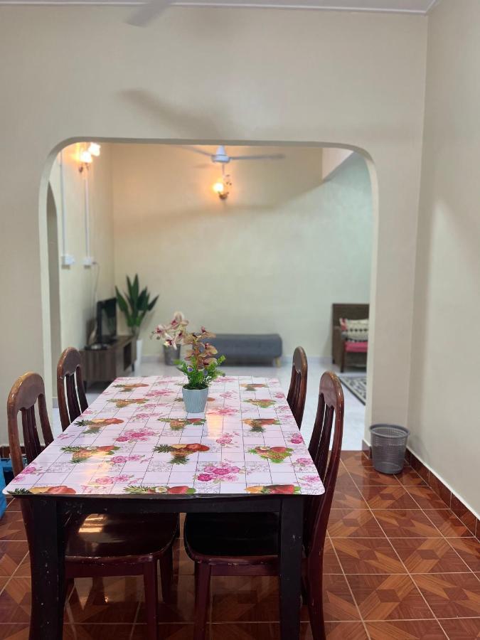 Ahza My Homestay Kemaman Chukai Eksteriør billede